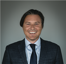 Sebastian  Scheufele, SIOR